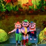 Три поросёнка